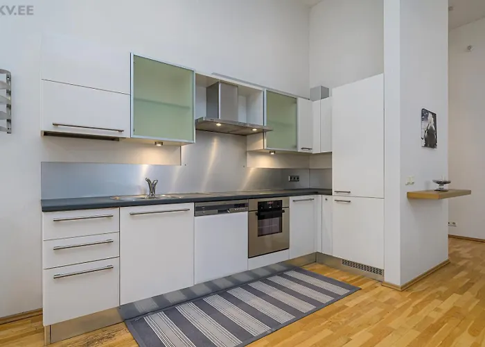 Dictumfactum Noble Old Town Apartment